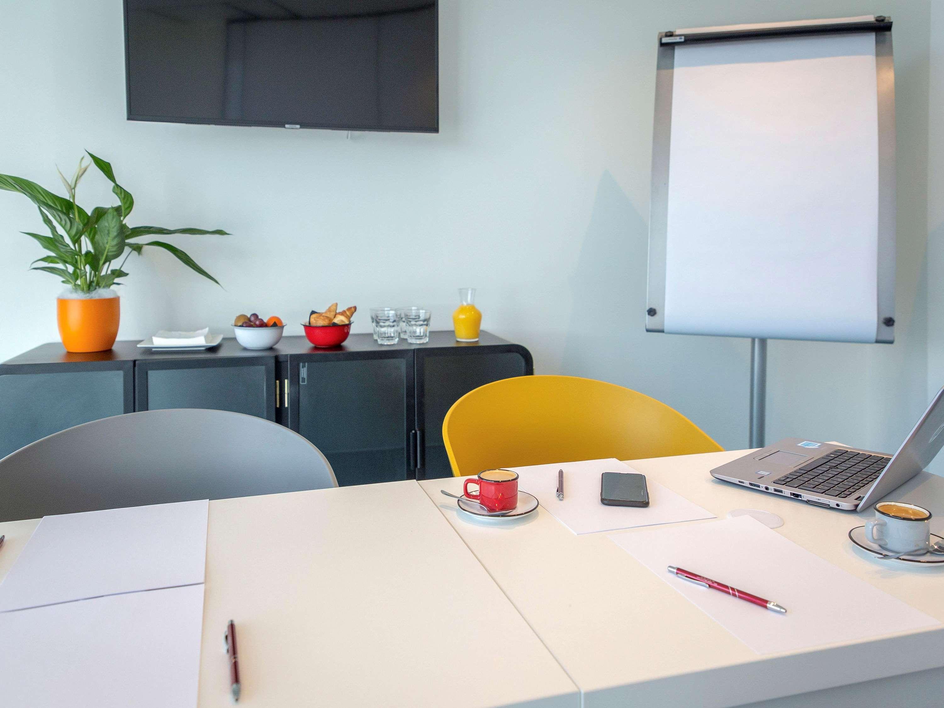 Ibis Lyon Sud Vienne Saint-Louis Hotel Екстериор снимка