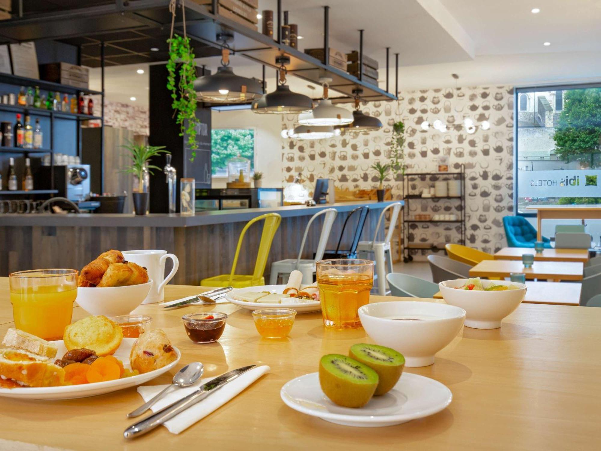 Ibis Lyon Sud Vienne Saint-Louis Hotel Екстериор снимка